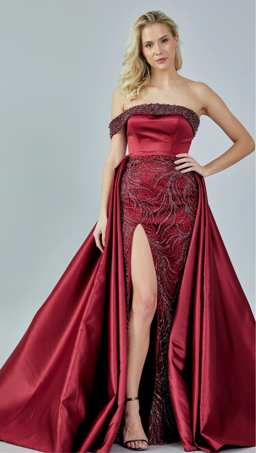QUEEN DRESS