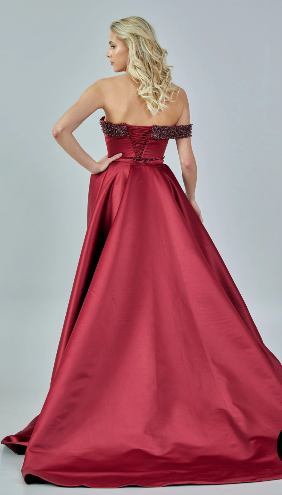 QUEEN DRESS
