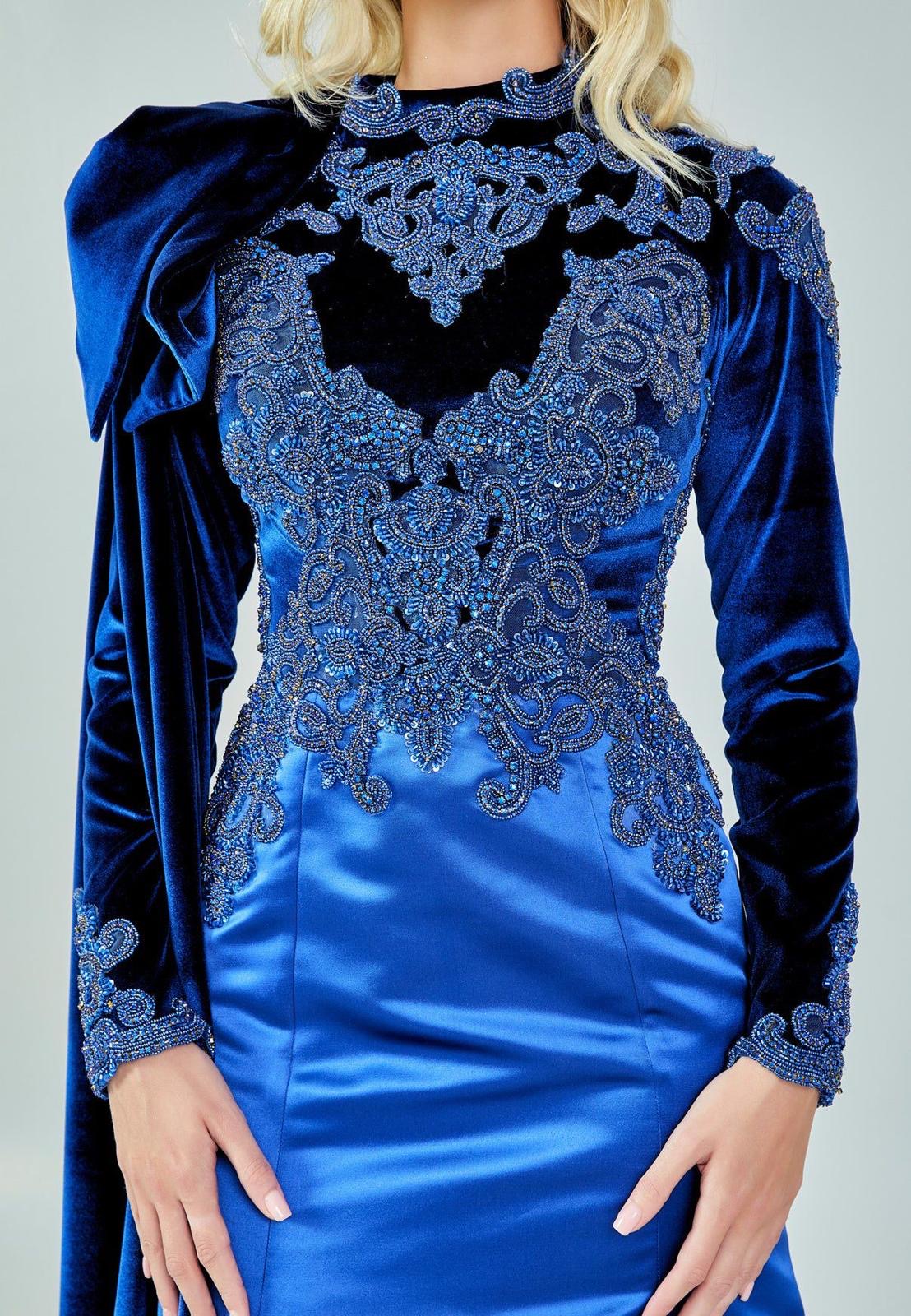 MIDNIGHT MAJESTY DRESS