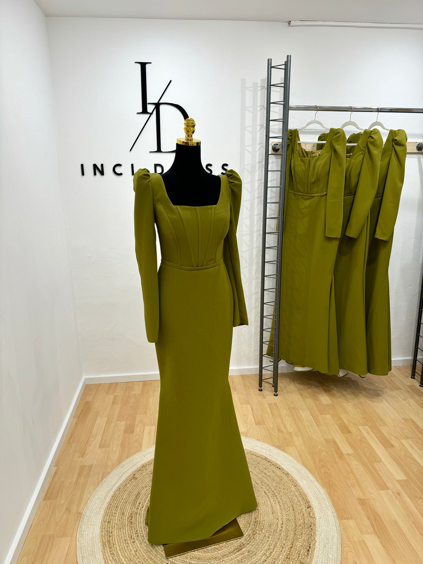 OLIVECOUTURE DRESS